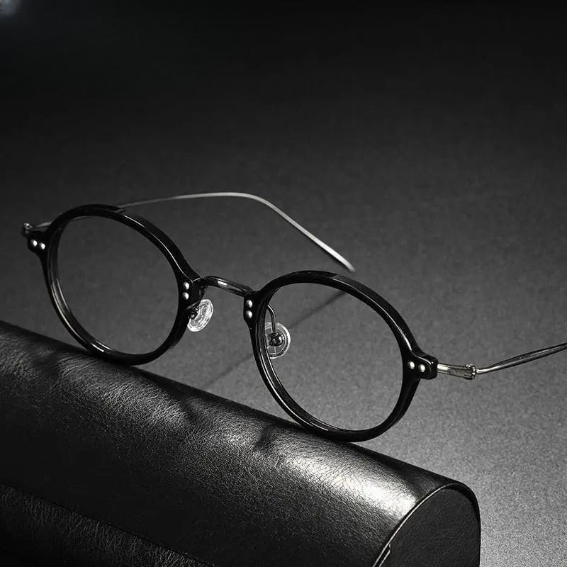 Unisex Round Full Rim Titanium Prescription Glasses Gxyj546 — view 5 | Rx Spectacle