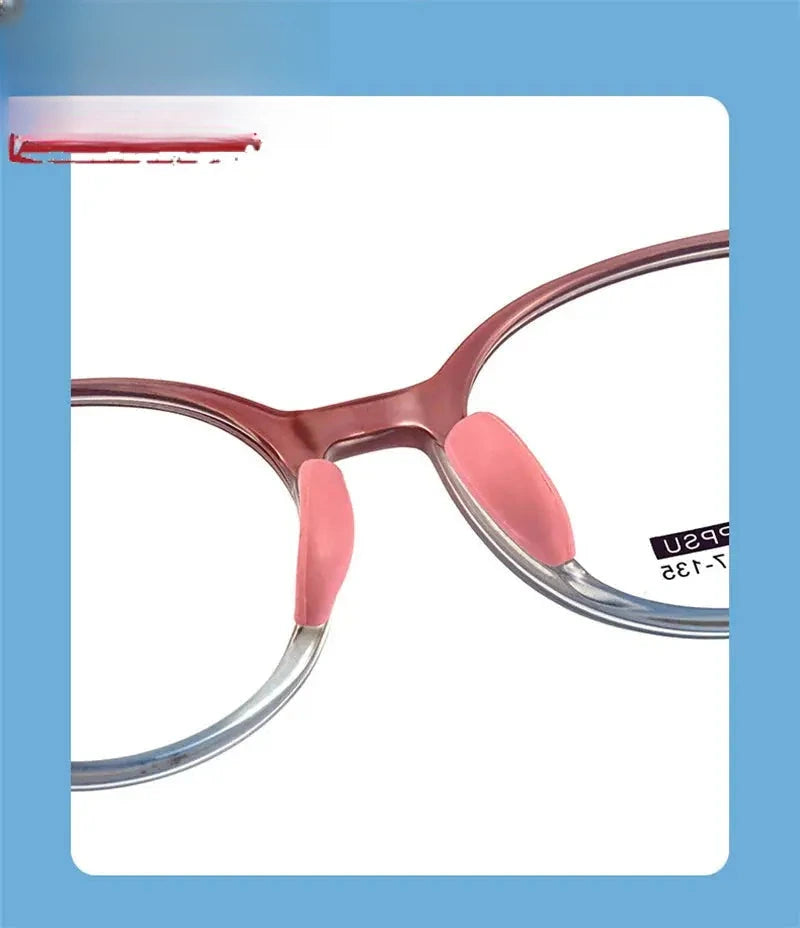 Unisex Round Full Rim Titanium Prescription Glasses 8210 — view 3 | Rx Spectacle