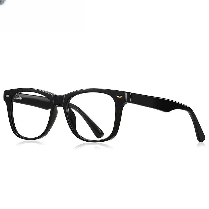 Unisex Square Full Rim Titanium Prescription Glasses 820215 — view 3 | Rx Spectacle