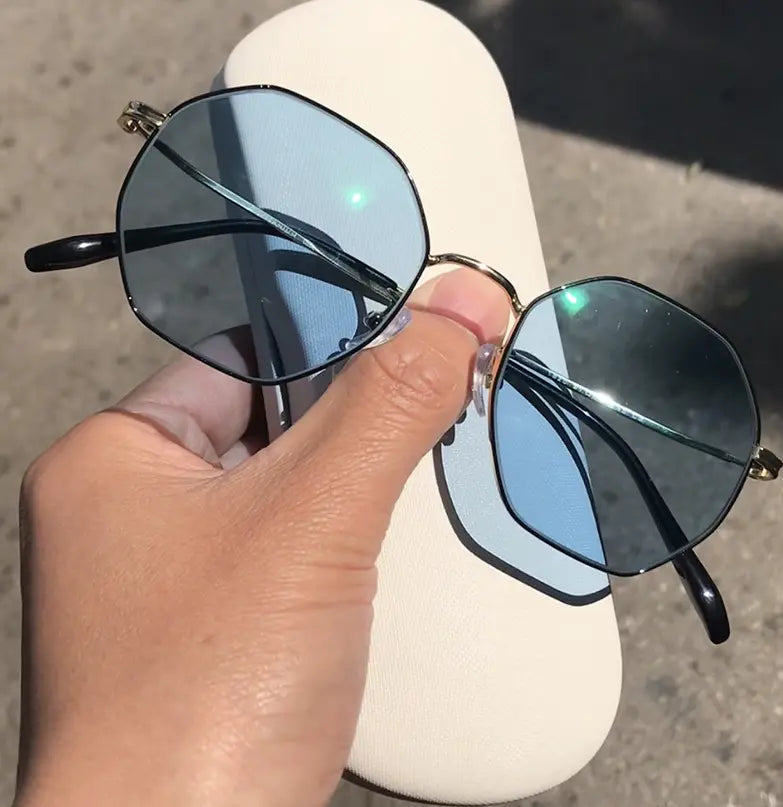 Aspheric Anti Blue Single Vision Photochromic Polycarbonate Lenses — view 5 | Rx Spectacle