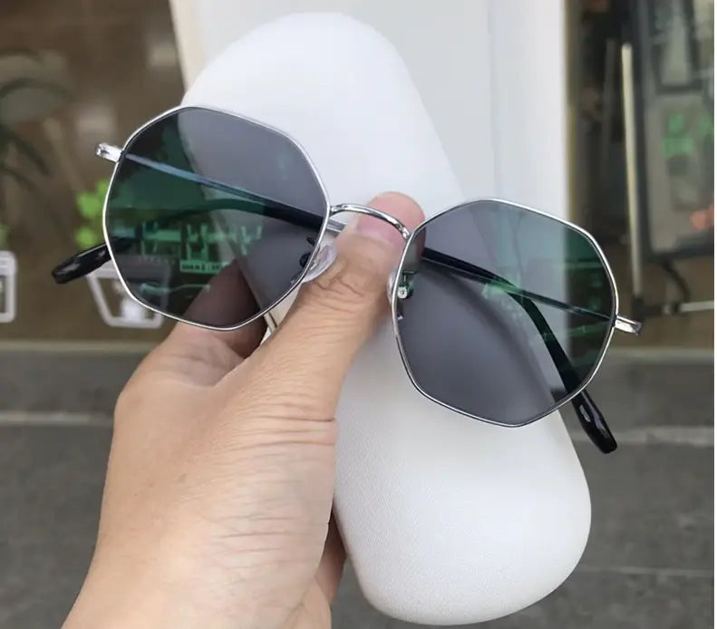 Progressive Anti Blue Photochromic Polycarbonate Lenses — view 9 | Rx Spectacle